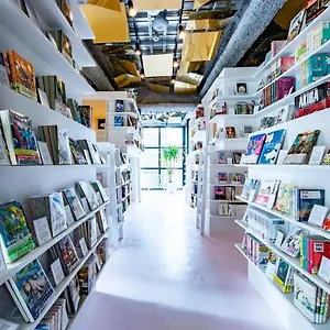 Manga Art Hotel, Хостел Токио
